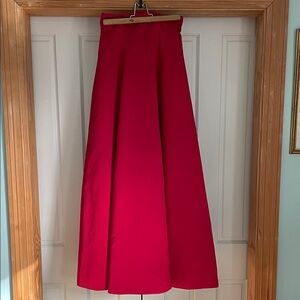 Cache Elegant Red Women's Evening Skirt. Size 4